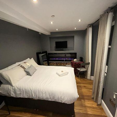 Cosy Double Bed With Fire Place Apartment Edinburgh Bagian luar foto